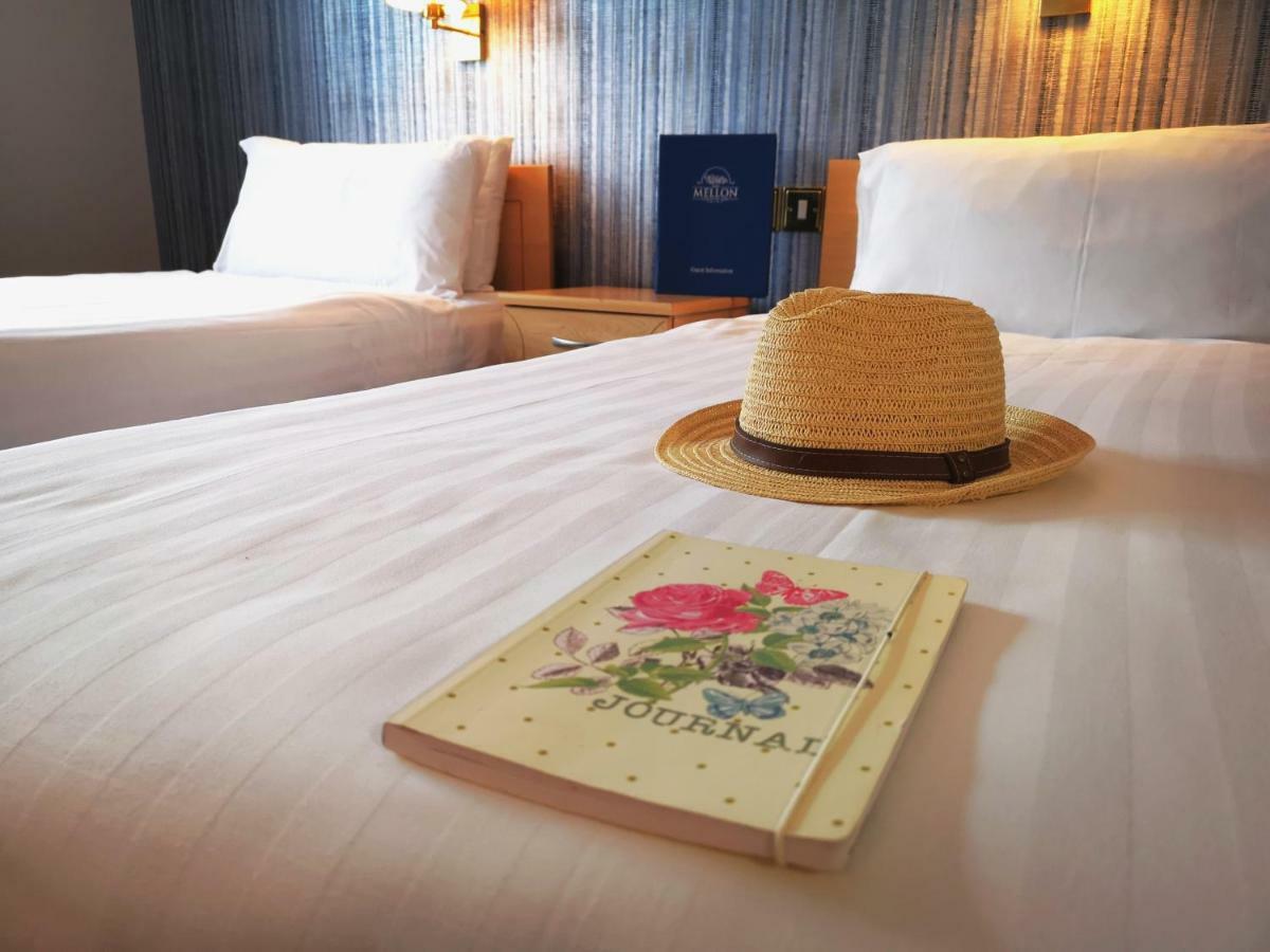 Mellon Country Inn Hotel Оума Екстериор снимка