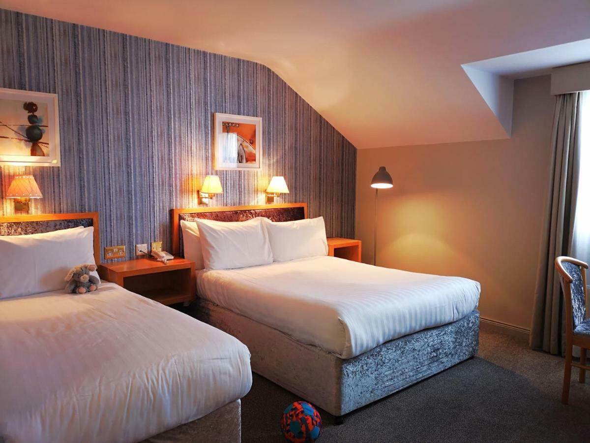 Mellon Country Inn Hotel Оума Екстериор снимка