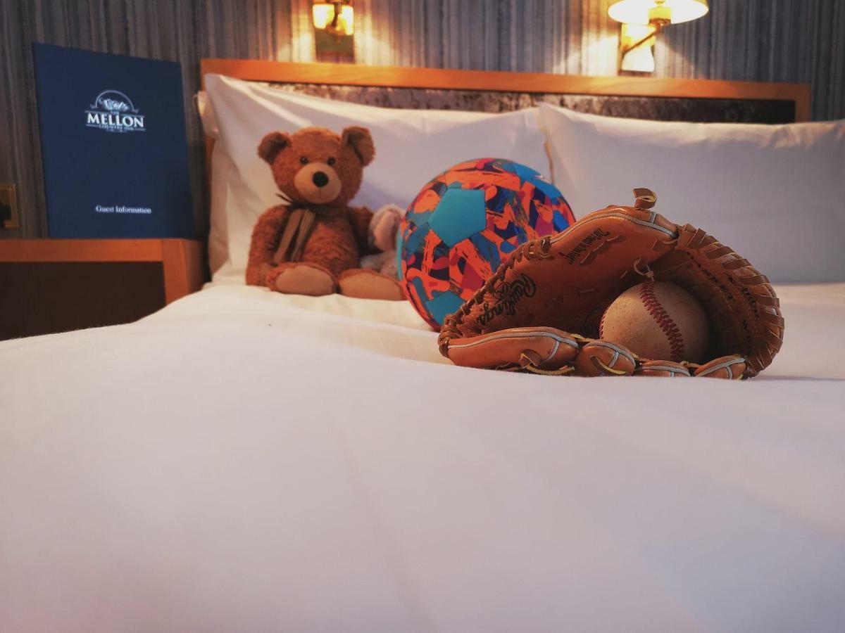 Mellon Country Inn Hotel Оума Екстериор снимка